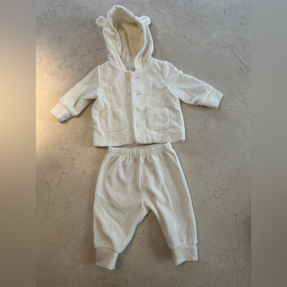 Gap baby set - Picture 1 of 2